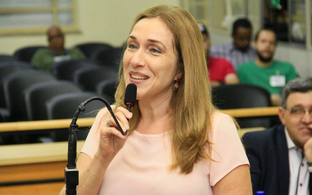 Candidatos inscritos no CadÚnico poderão obter declaração de isenção para concursos públicos via Internet