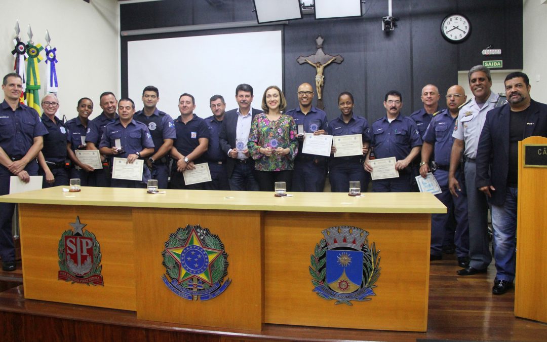 Solenidade na Câmara marca Dia do Guarda Municipal