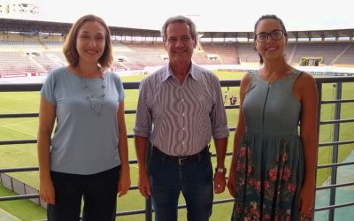 Campanha de adoção responsável de animais chega ao futebol