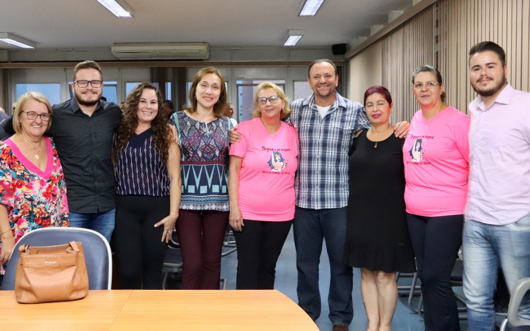 Lei homenageia Kahena Paula Raphael Vicente Gomiero