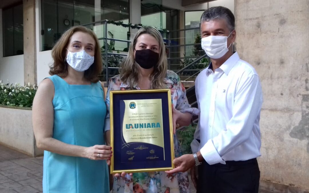 Câmara homenageia a UNIARA – 50 ANOS com Diploma de Reconhecimento Público