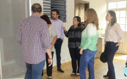 Juliana Damus e Edinho Silva visitam o CRIA