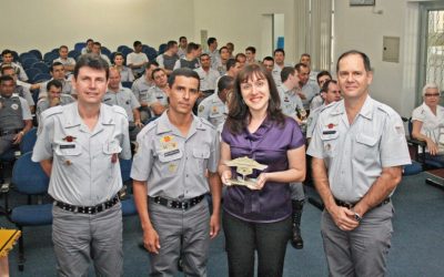 Batalhão da Policia Militar Rodoviária homenageia vereadora Juliana Damus
