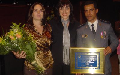 Confere o Diploma de “Honra ao Mérito”, ao Capitão da Polícia Militar do Estado de São Paulo ROBSON DOUGLAS DE SOUZA