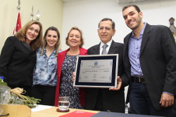 Câmara entrega diploma de Cidadão Benemérito ao médico Farid Jacob Abi Rached