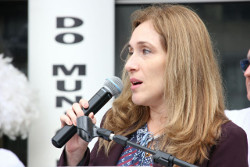 Juliana Damus chama a atenção para cidadania no lançamento da campanha “Respeite”