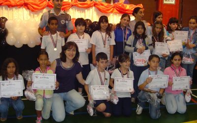 Juliana participa da formatura de alunos do PROERD
