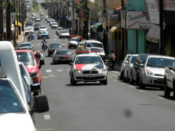 Juliana Damus pede à prefeitura que a remuneração da Atividade Delegada seja baseada na DEJEM